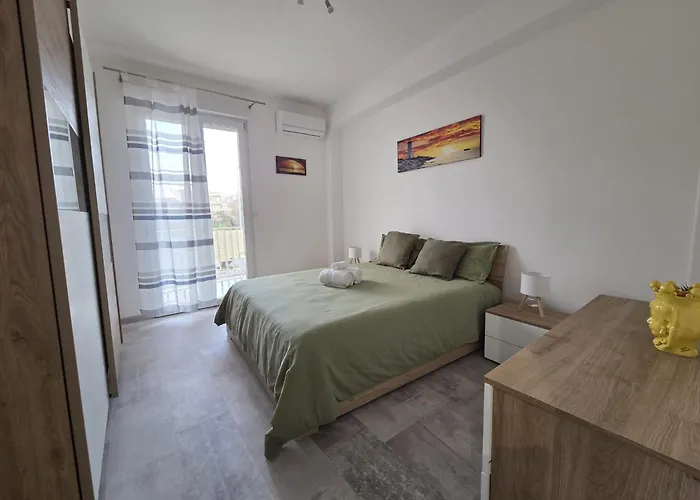 Apartamento Deluxescoglitti